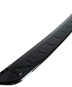 Extended Tailgate Scratch Protection for Defender L663