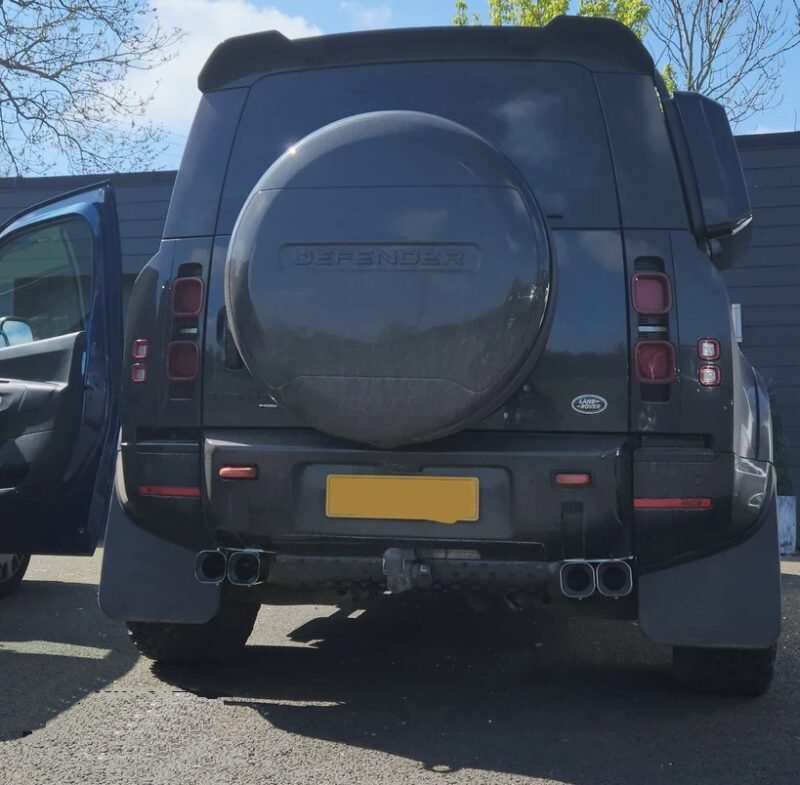 Twin Exhaust Tips and Heat Guard for Defender L663