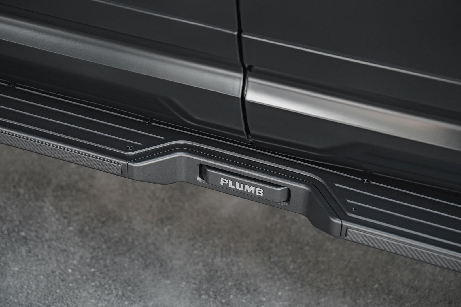 1715179396 293 PLUMB quotM onequot side bar wide body kit